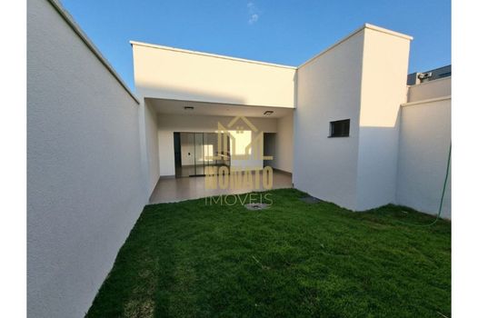 Foto 16 do(a) Casa de 3 quartos à venda em Goiânia 2, Goiânia