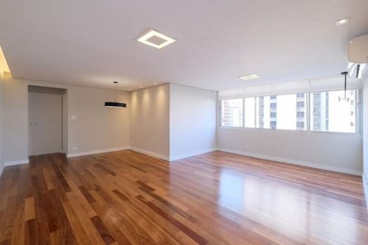 Foto 1 do(a) Apartamento de 3 quartos à venda em Itaim Bibi, São Paulo