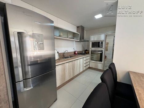 Foto 3 do(a) Apartamento de 3 quartos à venda em Pedra Branca, Palhoça