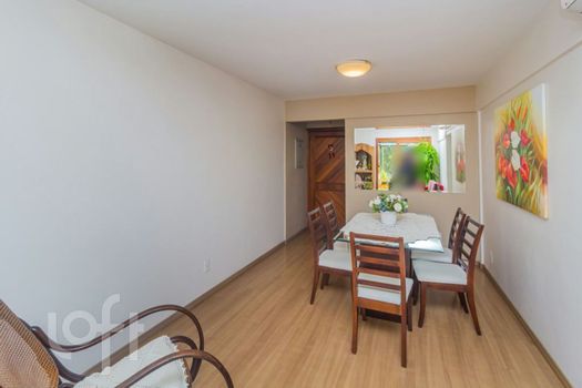 Foto 5 do(a) Apartamento de 2 quartos à venda em Bom Jesus, Porto Alegre
