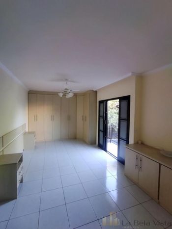 Foto 11 do(a) Casa de 4 quartos à venda em Vila Emília, Maringá