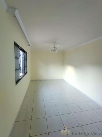 Foto 15 do(a) Casa de 4 quartos à venda em Vila Emília, Maringá