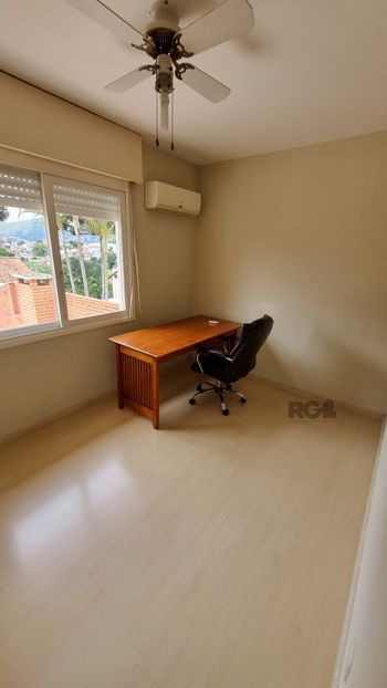 Foto 41 do(a) Casa em Condomínio de 3 quartos à venda em Santo Antônio, Porto Alegre