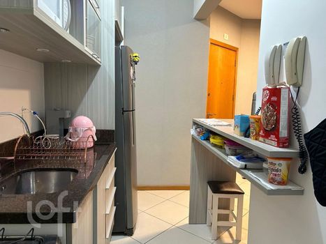 Foto 4 do(a) Apartamento de 3 quartos à venda em Agronômica, Florianópolis