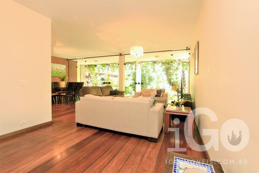 Foto 6 do(a) Casa de 4 quartos à venda em Jardim Marajoara, São Paulo