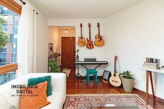 Foto 5 do(a) Apartamento de 3 quartos à venda em Mont Serrat, Porto Alegre