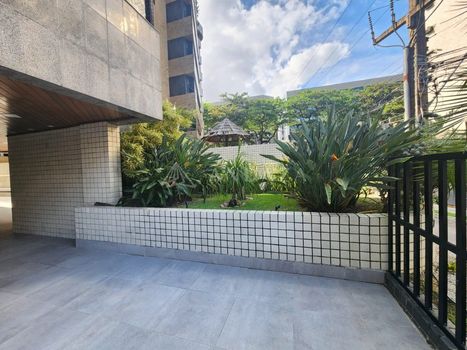 Foto 9 do(a) Cobertura de 3 quartos à venda em Ponta Verde, Maceió