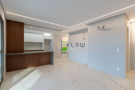 Foto 2 do(a) Apartamento de 3 quartos à venda em Vila Firmiano Pinto, São Paulo