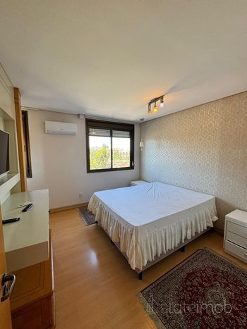 Foto 21 do(a) Apartamento de 4 quartos para alugar em Centro Histórico, Porto Alegre