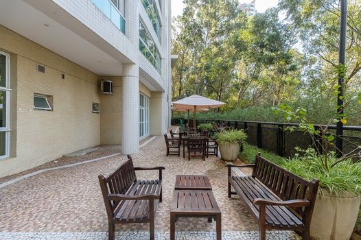 Foto 5 do(a) Cobertura de 4 quartos à venda em Jardim Morumbi, São Paulo
