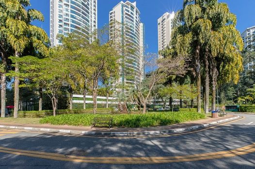 Foto 7 do(a) Cobertura de 4 quartos à venda em Jardim Morumbi, São Paulo