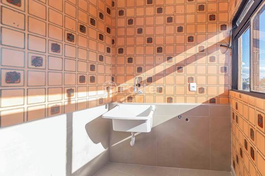 Foto 30 do(a) Apartamento de 2 quartos à venda em Navegantes, Porto Alegre