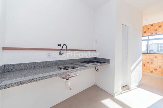 Foto 28 do(a) Apartamento de 2 quartos à venda em Navegantes, Porto Alegre