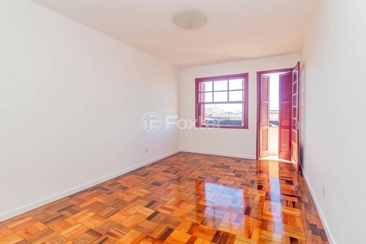 Foto 2 do(a) Apartamento de 2 quartos à venda em Navegantes, Porto Alegre