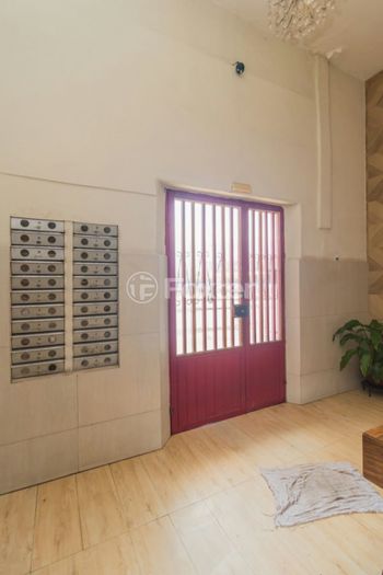 Foto 38 do(a) Apartamento de 2 quartos à venda em Navegantes, Porto Alegre