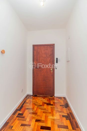 Foto 10 do(a) Apartamento de 2 quartos à venda em Navegantes, Porto Alegre