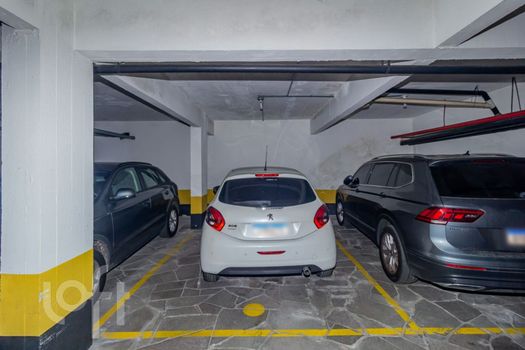 Foto 46 do(a) Apartamento de 3 quartos à venda em Rio Branco, Porto Alegre