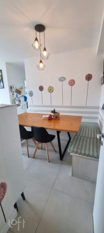 Foto 4 do(a) Apartamento de 3 quartos à venda em Teresópolis, Porto Alegre