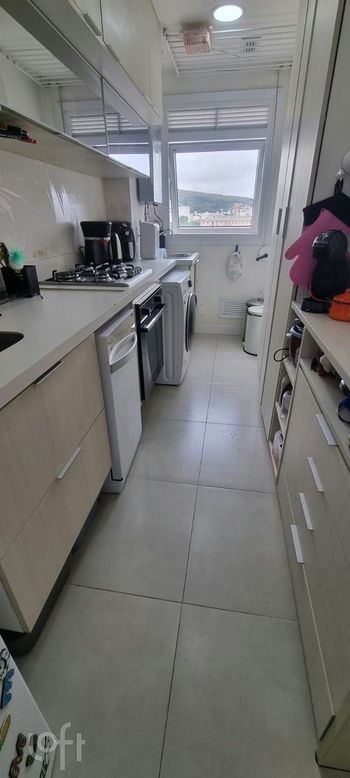 Foto 6 do(a) Apartamento de 3 quartos à venda em Teresópolis, Porto Alegre
