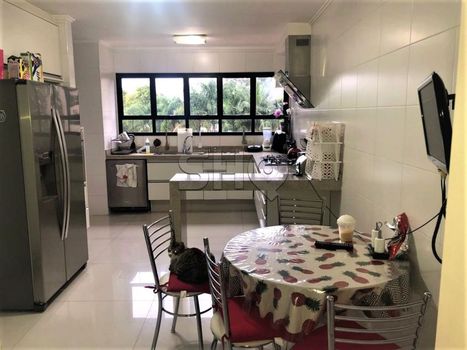 Foto 4 do(a) Apartamento de 4 quartos à venda em Vila Suzana, São Paulo