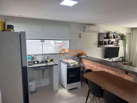 Foto 4 do(a) Casa de 3 quartos à venda em Parque São Miguel, Guarulhos