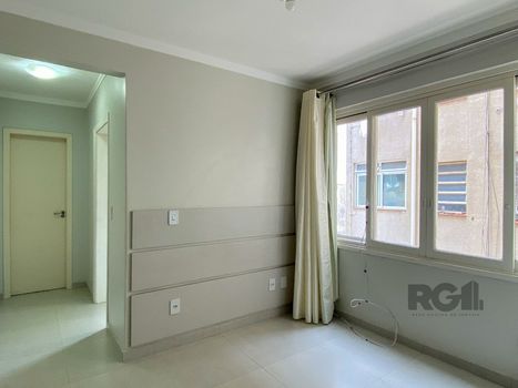 Foto 1 do(a) Apartamento de 1 quartos à venda em Centro Histórico, Porto Alegre