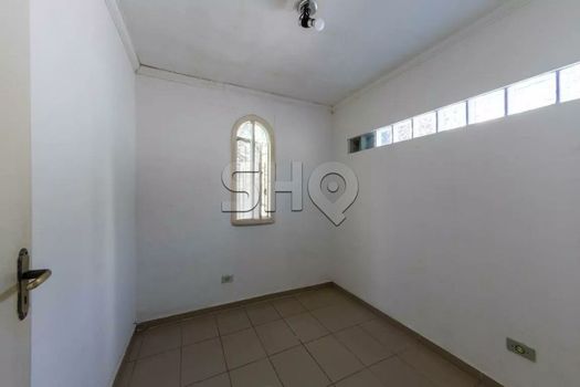 Foto 23 do(a) Casa de 4 quartos à venda em Vila Ema, São Paulo