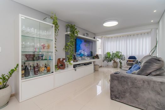 Foto 1 do(a) Apartamento de 3 quartos à venda em Vila Jardim, Porto Alegre