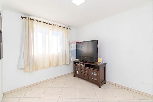 Foto 3 do(a) Apartamento de 3 quartos à venda em Capão Raso, Curitiba