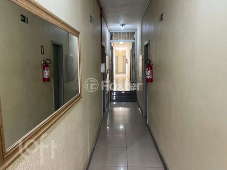 Foto 13 do(a) Apartamento de 2 quartos à venda em Vila Jardim, Porto Alegre