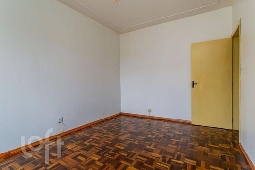 Foto 8 do(a) Apartamento de 2 quartos à venda em Santo Antônio, Porto Alegre