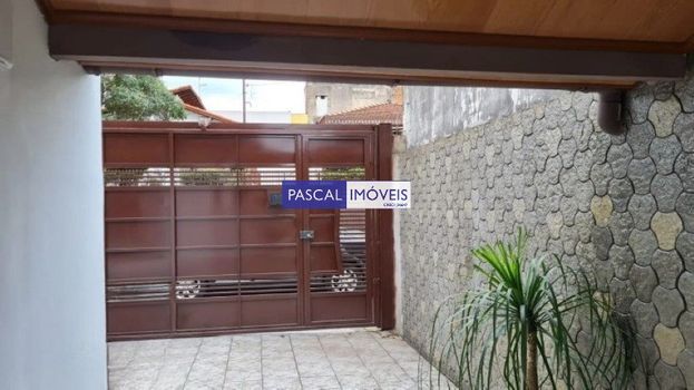 Foto 10 do(a) Casa de 3 quartos à venda em Jardim Itacolomi, São Paulo