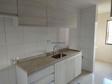 Foto 3 do(a) Apartamento de 3 quartos à venda em Cambuci, São Paulo