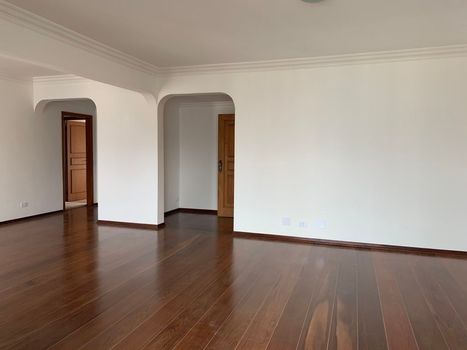 Foto 4 do(a) Apartamento de 4 quartos à venda em Indianópolis, São Paulo