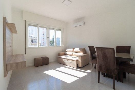 Foto 2 do(a) Flat de 2 quartos à venda em Praia de Belas, Porto Alegre