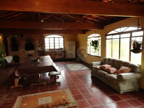 Foto 1 do(a) Fazenda / Sítio / Chácara de 5 quartos à venda em null, Cunha