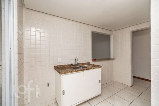 Foto 14 do(a) Apartamento de 2 quartos à venda em Floresta, Porto Alegre