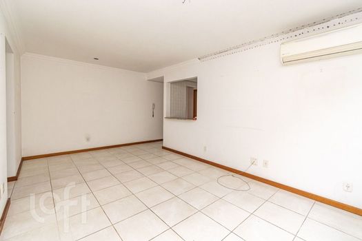 Foto 4 do(a) Apartamento de 2 quartos à venda em Floresta, Porto Alegre