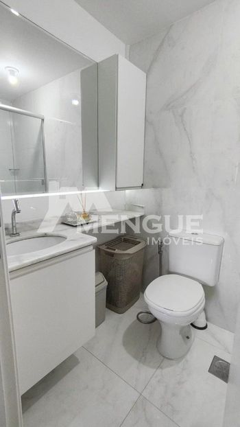 Foto 11 do(a) Apartamento de 3 quartos à venda em Vila Ipiranga, Porto Alegre