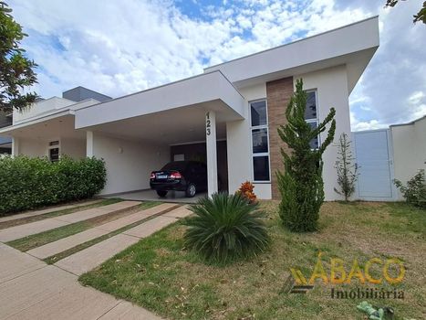 Foto 2 do(a) Casa de 3 quartos à venda em Condomínio Residencial Quebec, São Carlos
