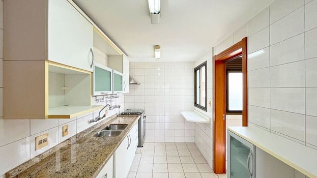 Foto 13 do(a) Apartamento de 3 quartos à venda em Cristal, Porto Alegre