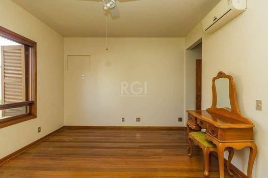 Foto 15 do(a) Apartamento de 3 quartos para alugar em Petrópolis, Porto Alegre
