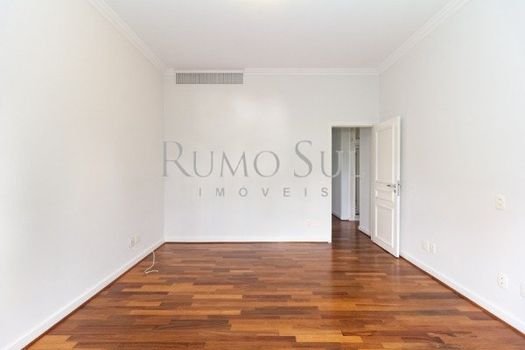 Foto 15 do(a) Apartamento de 4 quartos à venda em Vila Suzana, São Paulo