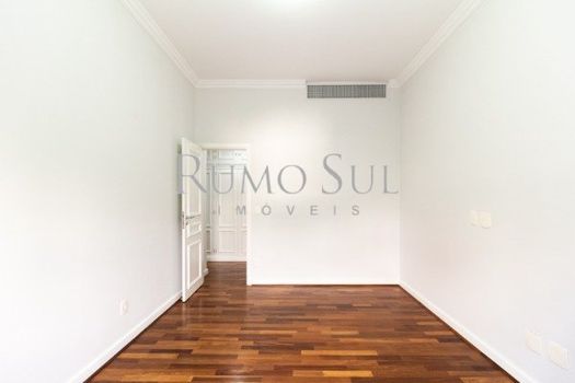 Foto 21 do(a) Apartamento de 4 quartos à venda em Vila Suzana, São Paulo