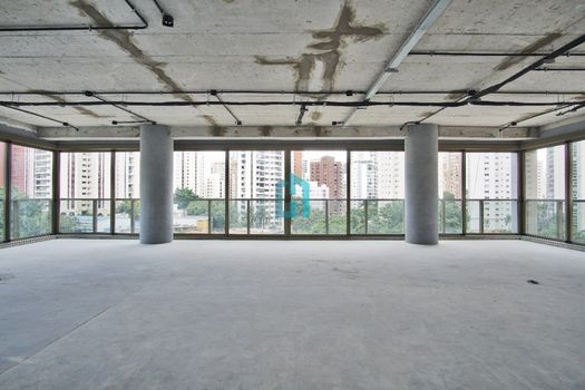 Foto 14 do(a) Apartamento de 4 quartos à venda em Vila Nova Conceição, São Paulo