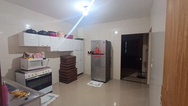 Foto 4 do(a) Casa de 2 quartos à venda em null, Loanda