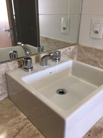 Foto 10 do(a) Flat de 2 quartos à venda em Jardim Lindóia, Porto Alegre