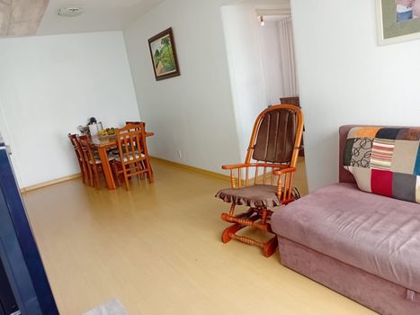 Foto 1 do(a) Flat de 2 quartos à venda em Cristal, Porto Alegre