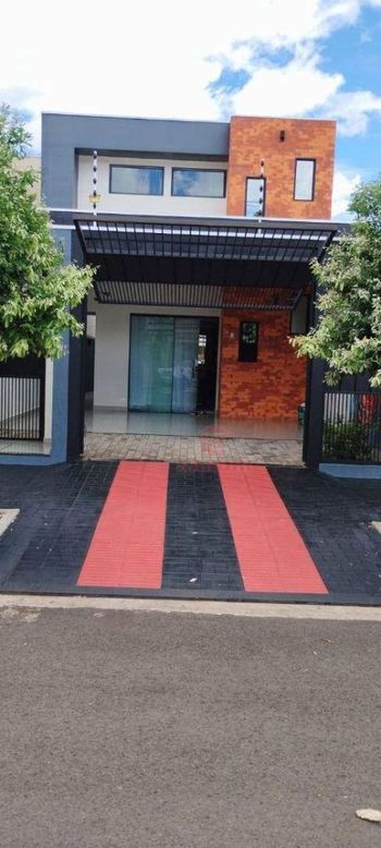 Foto 2 do(a) Casa de 3 quartos à venda em Jardim Alvorada, Maringá
