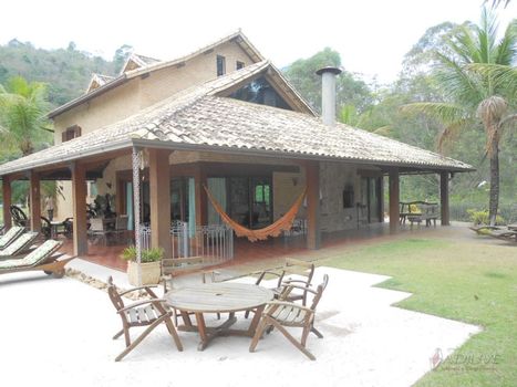Foto 4 do(a) Casa em Condomínio de 4 quartos à venda em Pedro do Rio, Petrópolis